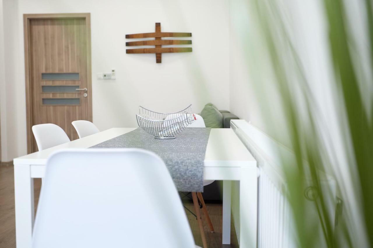 Foter Apartman Ii. วิลานี ภายนอก รูปภาพ